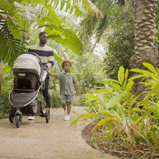 Maxi-Cosi Gia XP Luxe 3-Wheel Travel System - Shop at The Pump Station and Nurtury