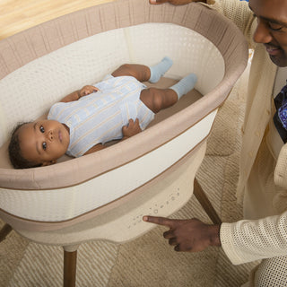 Maxi-Cosi Kindred Starling Smart Bassinet - Shop at The Pump Station and Nurtury