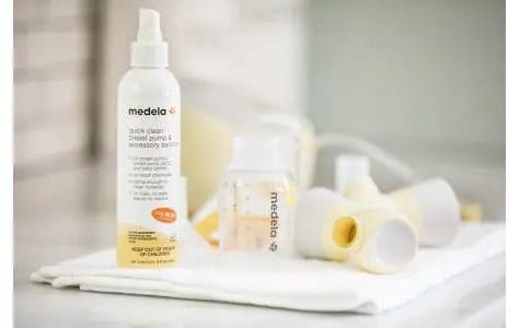 Medela Quick Clean Breast Pump & Accessory Sanitizer Spray