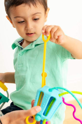 Möbi Zippee Activity Pull Toy 18m+ - Shop at The Pump Station and Nurtury