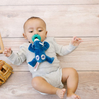 Wubbanub Pacifier - LA Dodgers Bear - Shop at The Pump Station and Nurtury